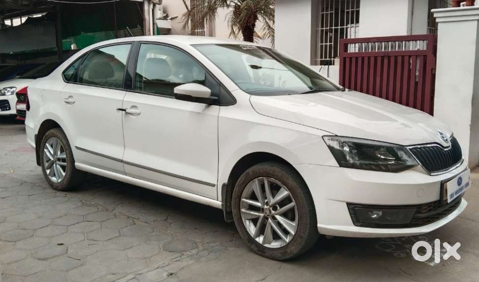 Skoda Rapid 1.6 Mpi At Style, 2018, Petrol