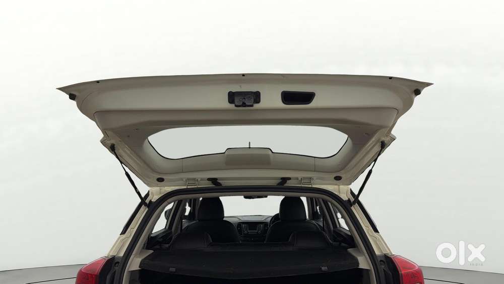 Mahindra Xuv300 W8 Diesel, 2023, Diesel
