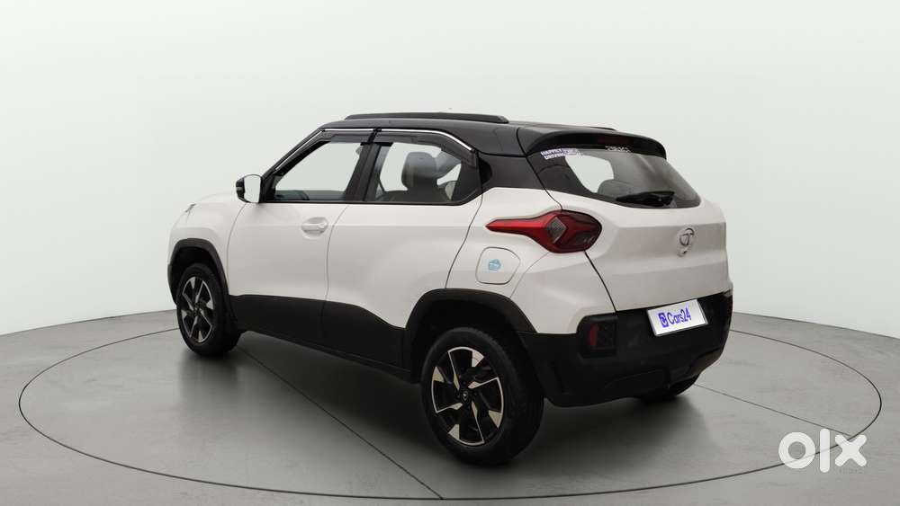 Tata Punch 1.2 Revotron Creative Amt Dual Tone, 2022, Petrol