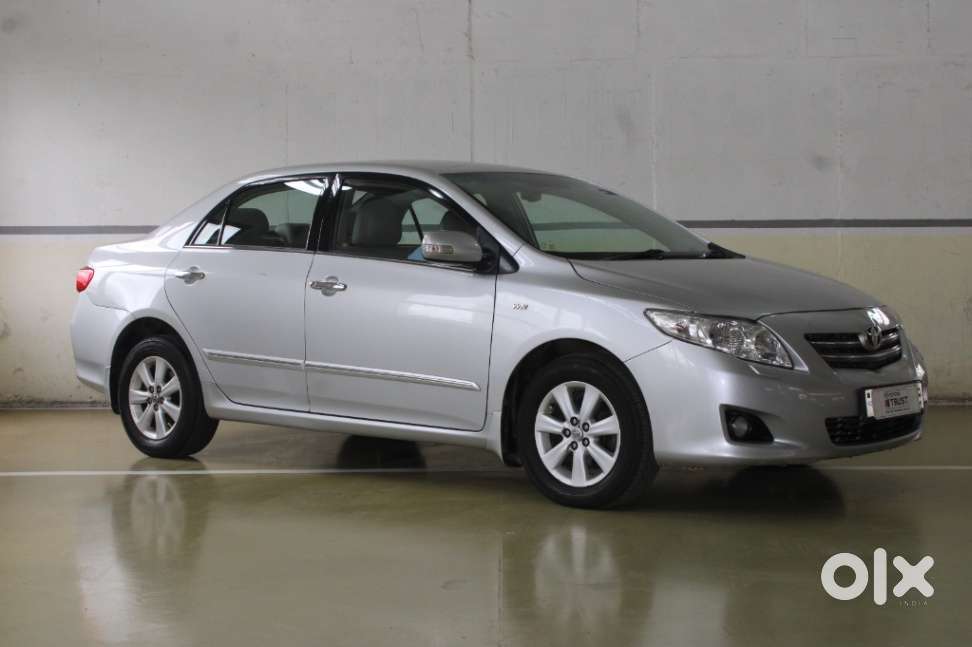 Toyota Corolla Altis G, 2011, Petrol