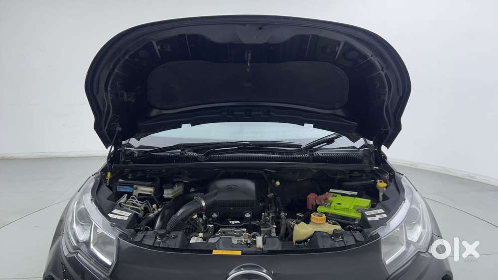 Tata Nexon 1.2 Revotron Xz Plus (l) Dark Edition, 2023, Petrol