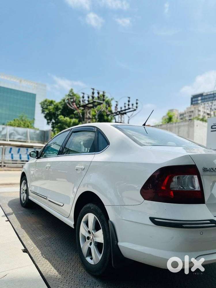 Skoda Rapid 1.0 Tsi Ambition, 2020, Petrol