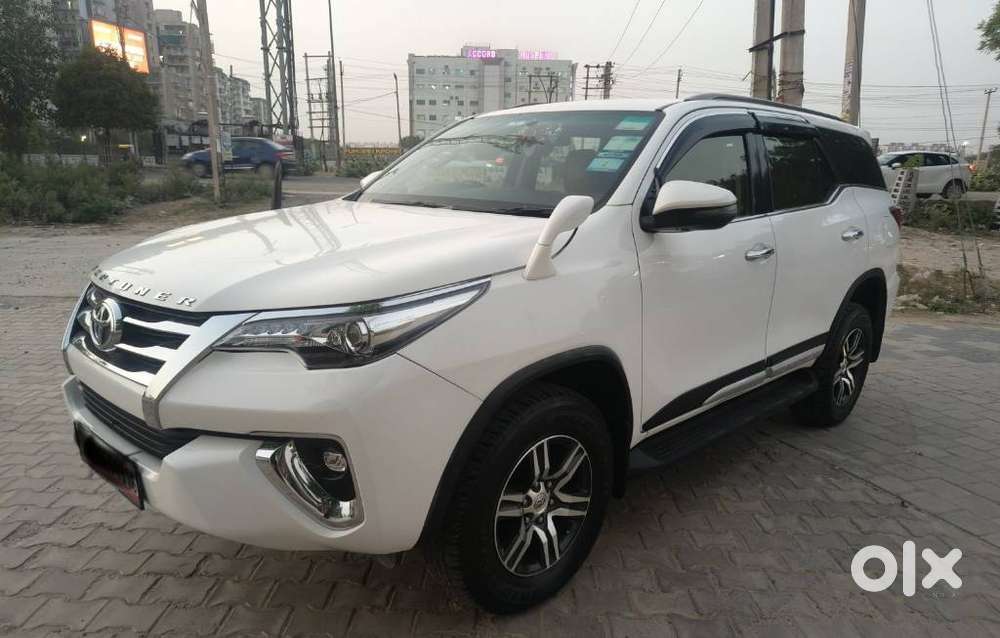 Toyota Fortuner 4x2 At 2.8 Diesel, 2019, Diesel