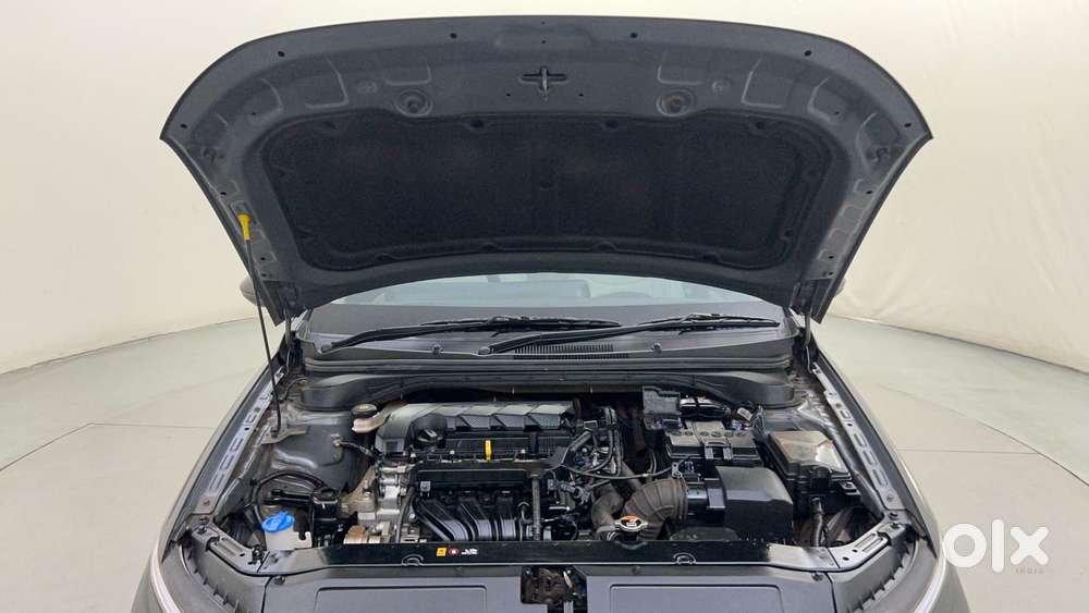 Hyundai Verna 1.5 Sx Petrol Mt, 2023, Petrol