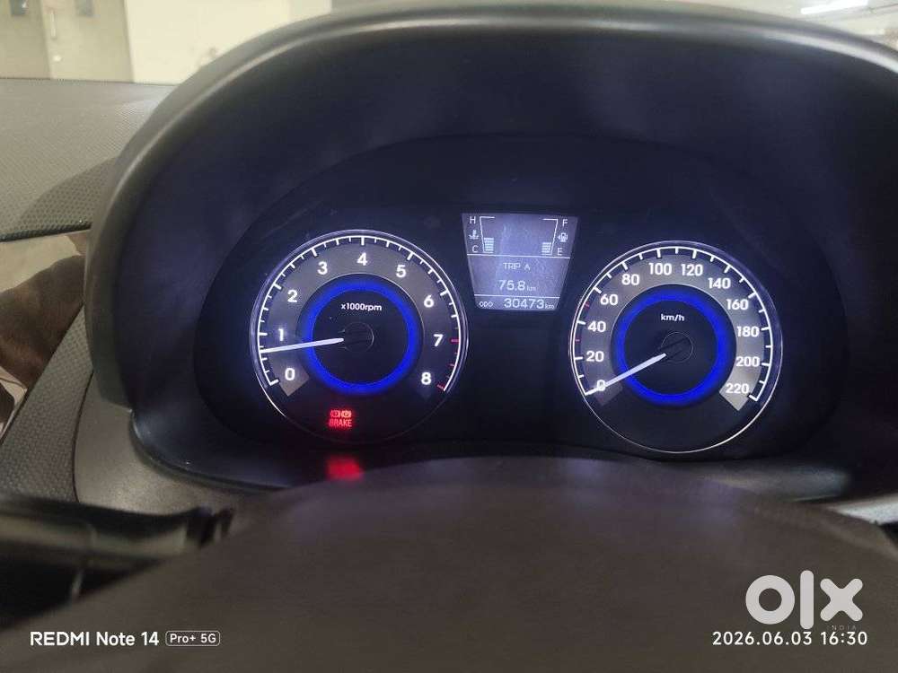 Hyundai Verna 1.5 Sx (o) Petrol Mt, 2015, Petrol