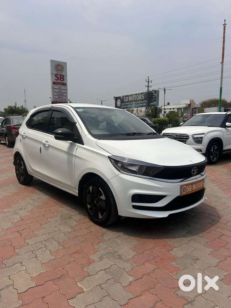 Tata Tiago 1.2 Revotron Xt Rhythm, 2025, Petrol