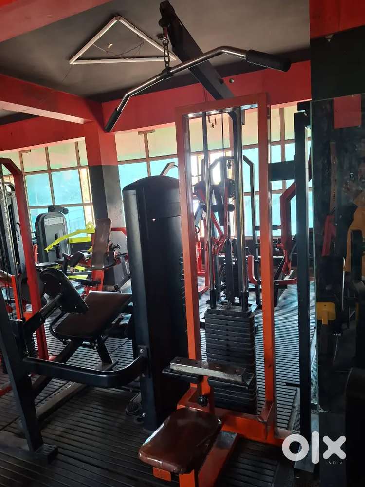 Good condition lat pulldown machine urgent sale