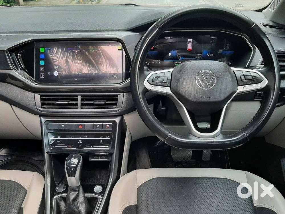 Volkswagen Taigun 1.0 Tsi Highline At, 2022, Petrol
