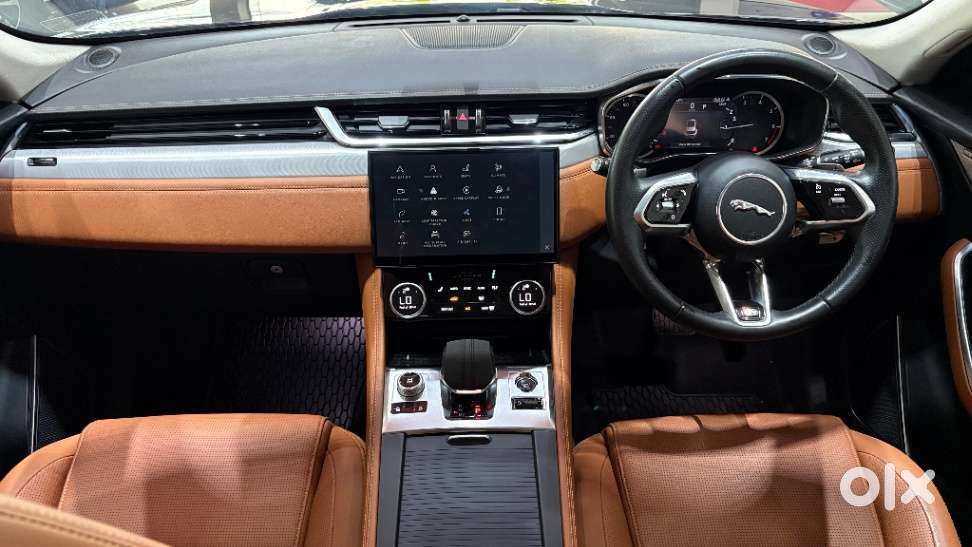Jaguar F-pace 2.0 R Dynamic S, 2023, Petrol