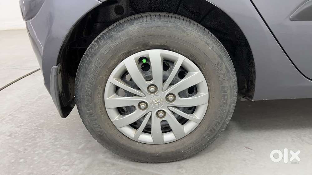 Hyundai I10 Sportz 1.1 Irde2, 2016, Petrol