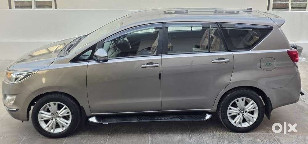 Toyota Innova Crysta 2.4 G Mt 8s, 2018, Diesel