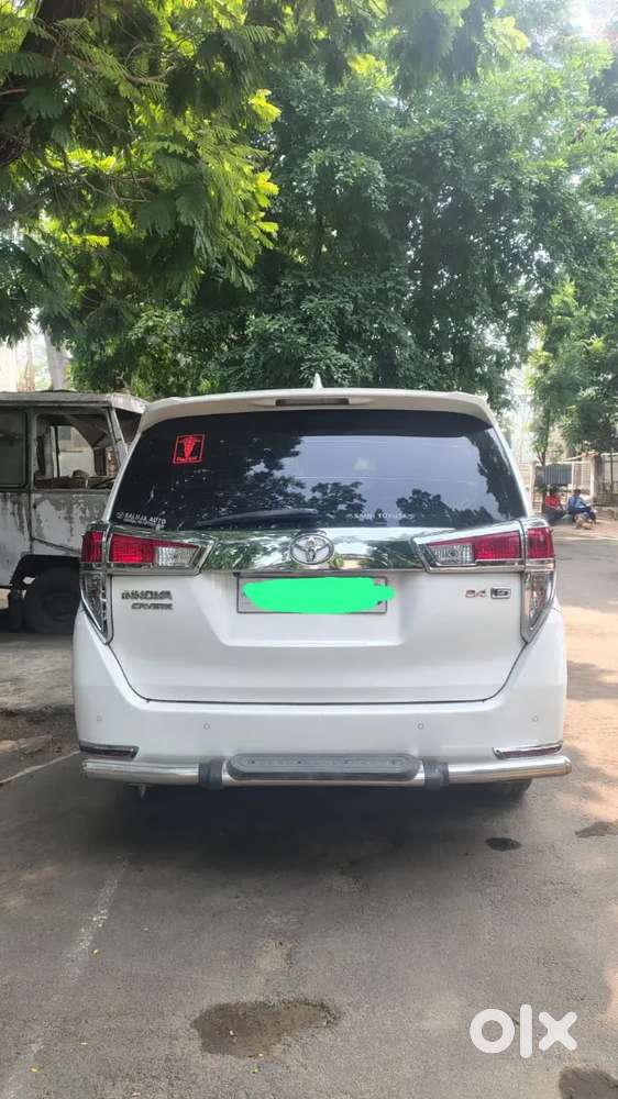Toyota Innova Crysta 2019