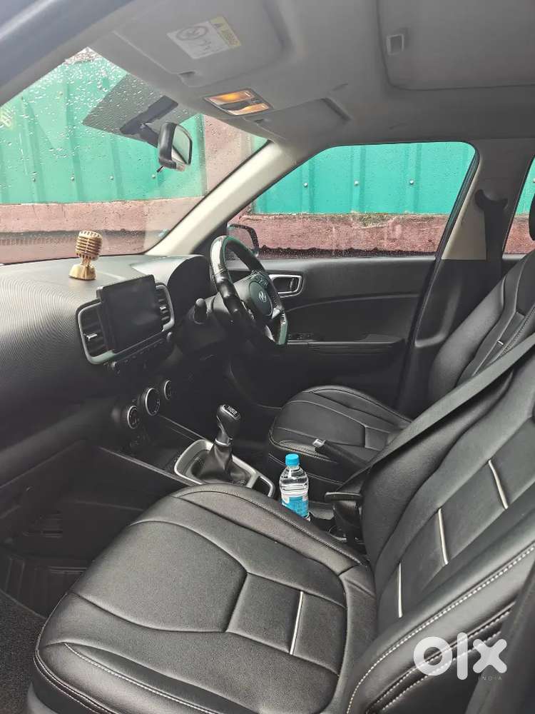 Hyundai Venue 2022 Diesel 50000 Km Driven