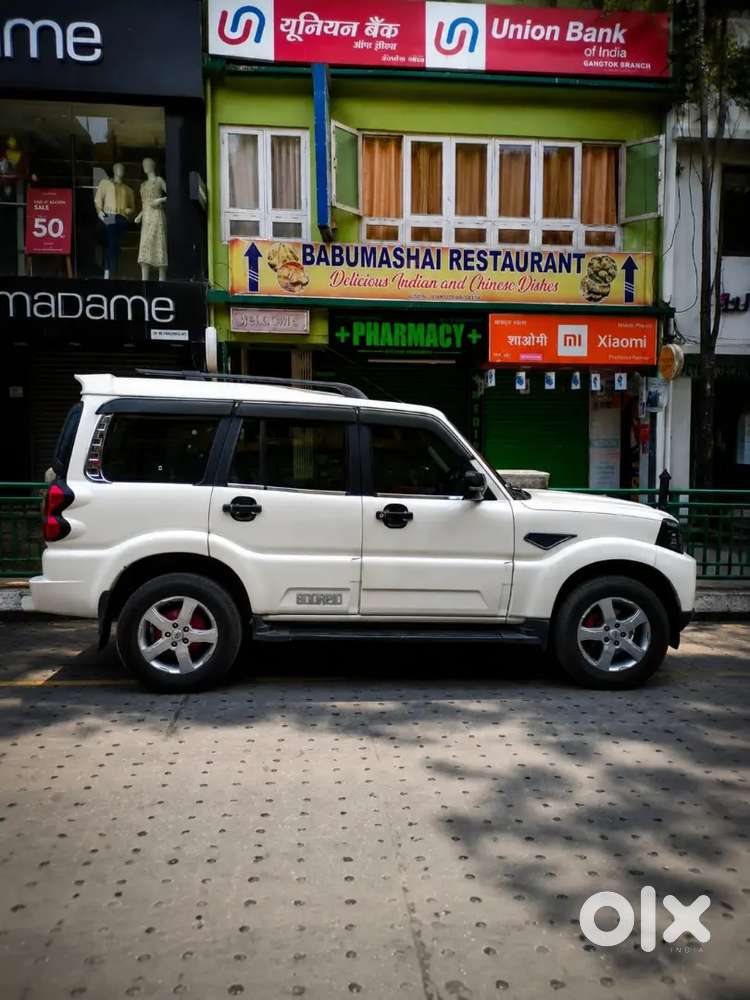 Mahindra Scorpio 2.2 S11 2019