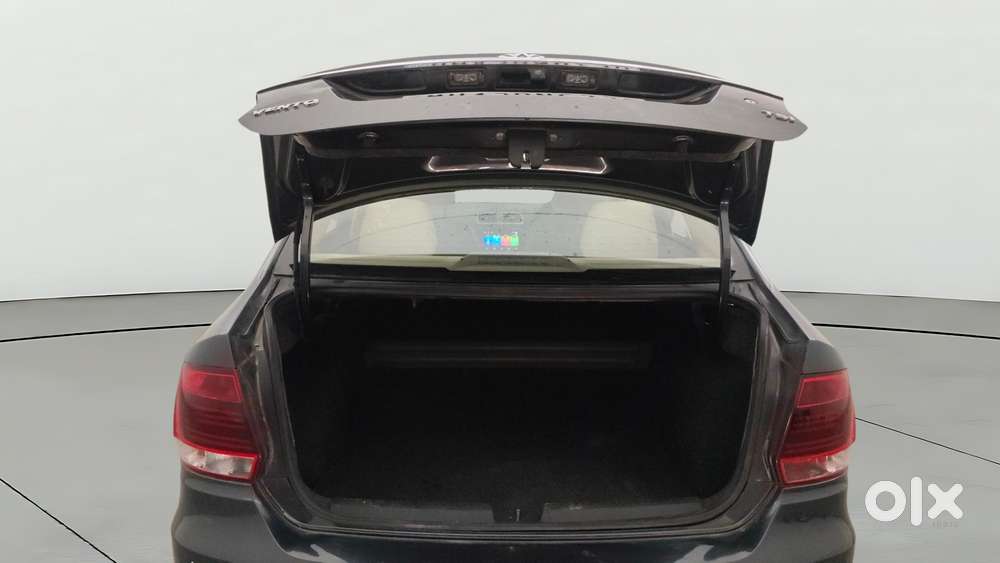 Volkswagen Vento 1.2 Tsi Highline Plus At, 2019, Petrol