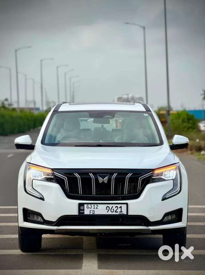 Mahindra Xuv700 2.2 Ax 7 Diesel At Luxury Pack Str, 2023, Diesel
