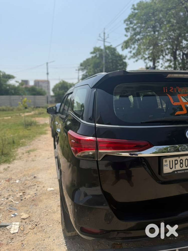 Toyota Fortuner Diesel 2018 Automatic Black