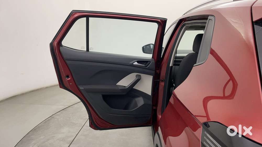 Volkswagen Taigun 1.0 Tsi Highline At, 2022, Petrol