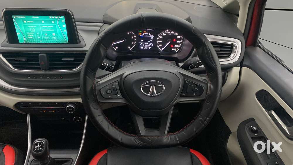Tata Altroz Xz, 2023, Petrol
