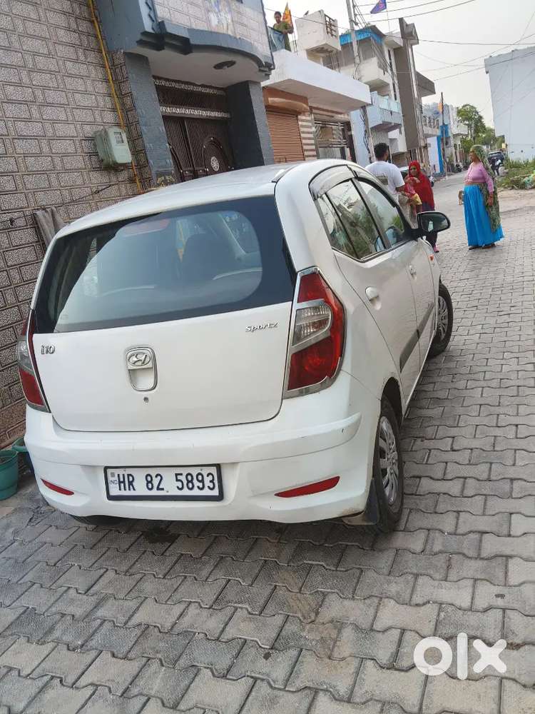 Hyundai I10 Sportz 2015 Km Driven