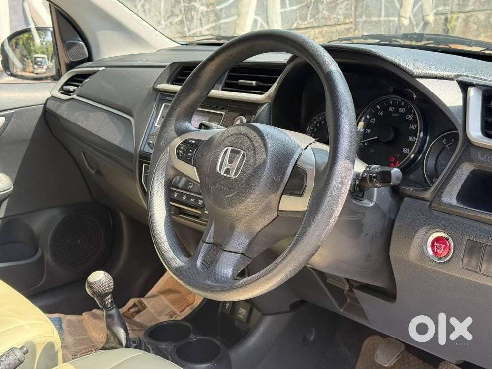 Honda Br-v I-vtec V Mt, 2016, Petrol
