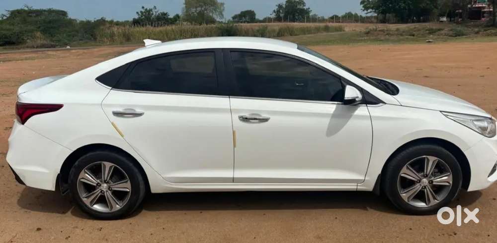 Hyundai Verna Petrol