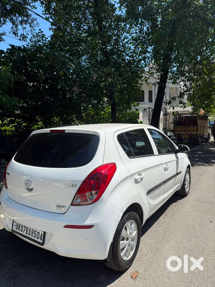 Hyundai I20 Petrol Manual 2014