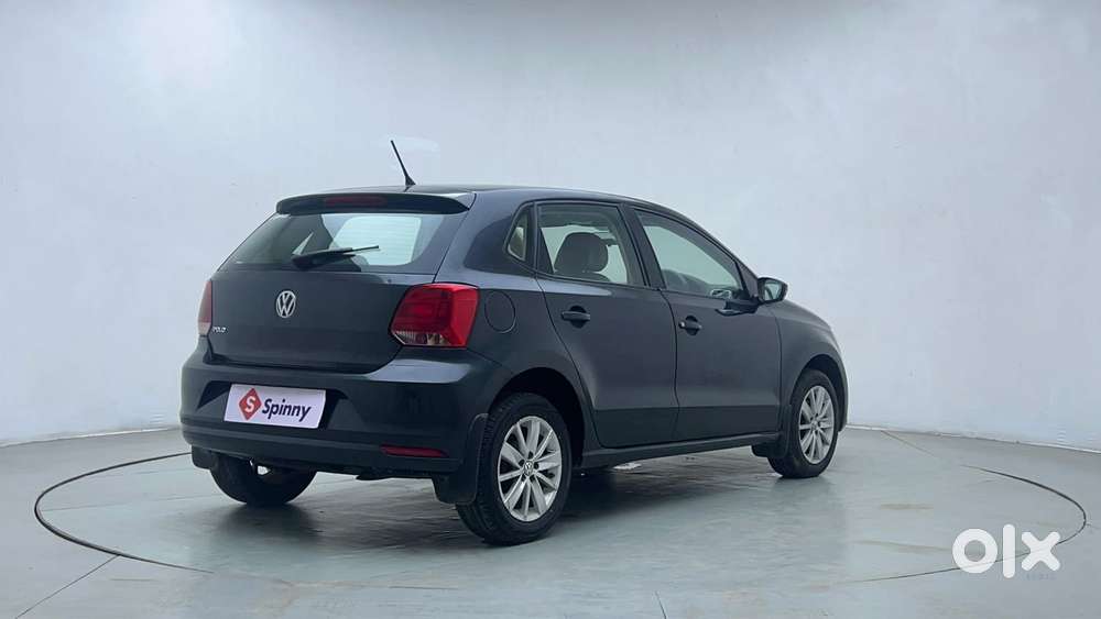Volkswagen Polo Petrol Highline 1.2l, 2015, Petrol