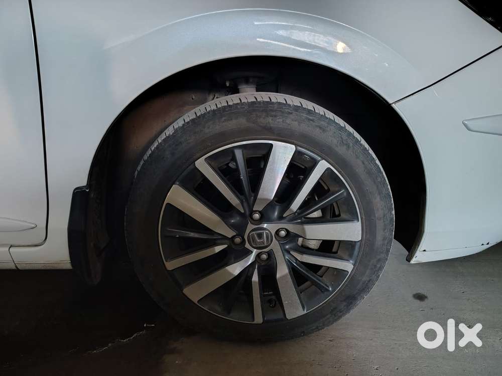 Honda City Zx Petrol Cvt, 2023, Petrol