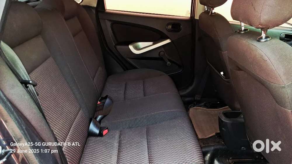 Ford Figo Titanium 2012 Diesel