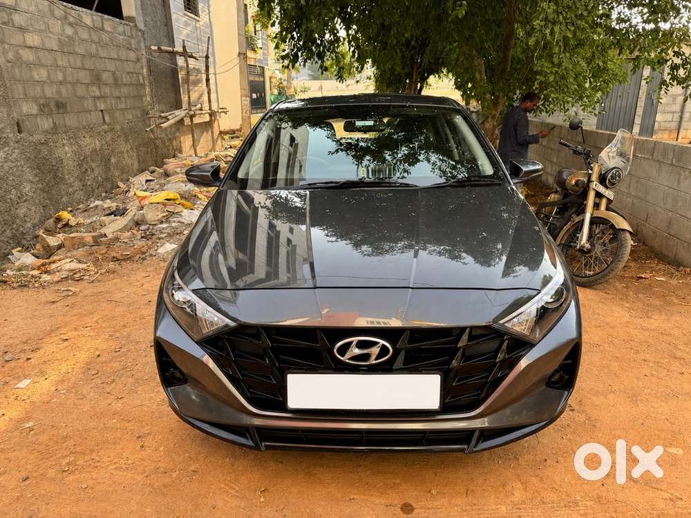 Hyundai New I20 2023 Petrol, Sunroof Well Maintained Showroom Serviced