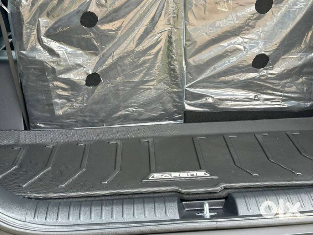 Kia Carens 1.5 Luxury Plus Turbo Dct 7 Str, 2025, Petrol