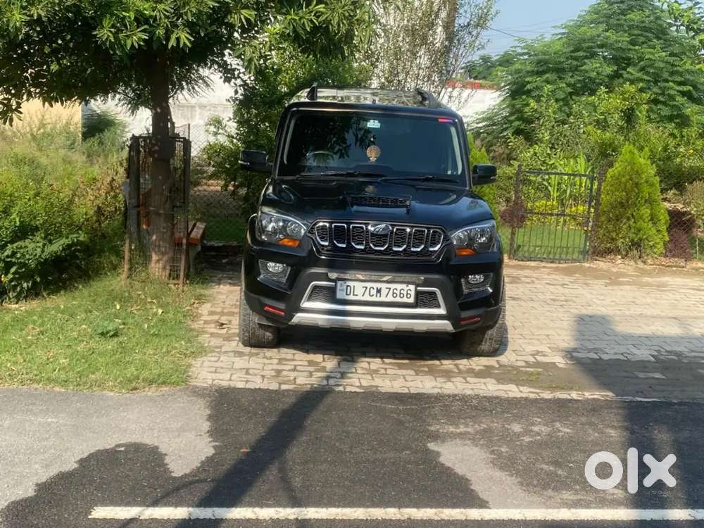 Mahindra Scorpio 2017 Diesel Well Maintained