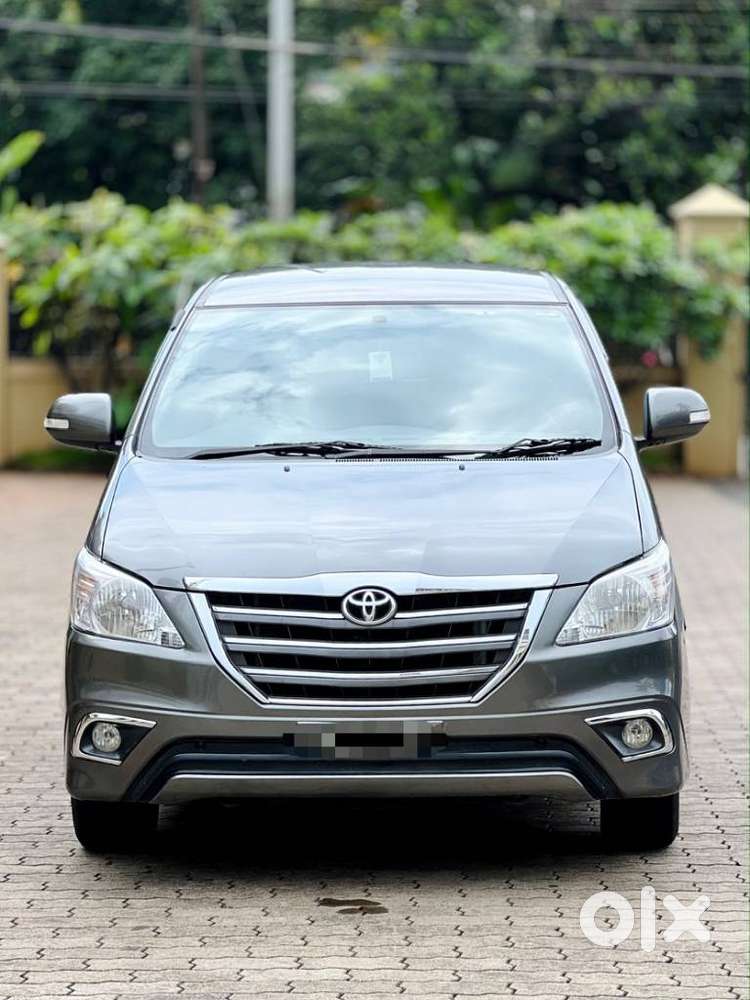 Toyota Innova 2.5 V 8 Str, 2014, Diesel
