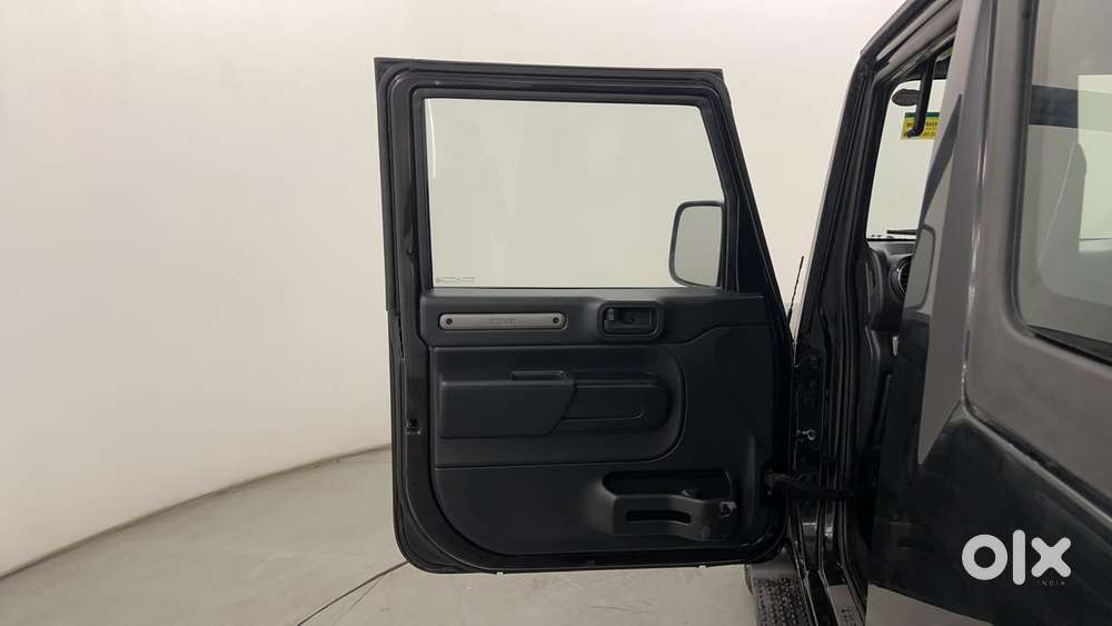Mahindra Thar 2.0 Lx Hard Top Petrol At 4 Rwd, 2022, Petrol