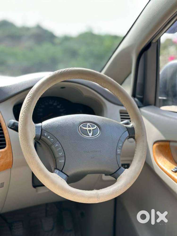 Toyota Innova 2.5 V 7 Str, 2012, Diesel