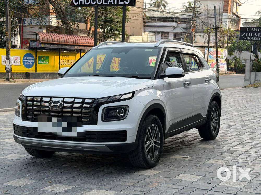 Hyundai Venue Sx (o) Mt 1.5 Diesel, 2024, Diesel