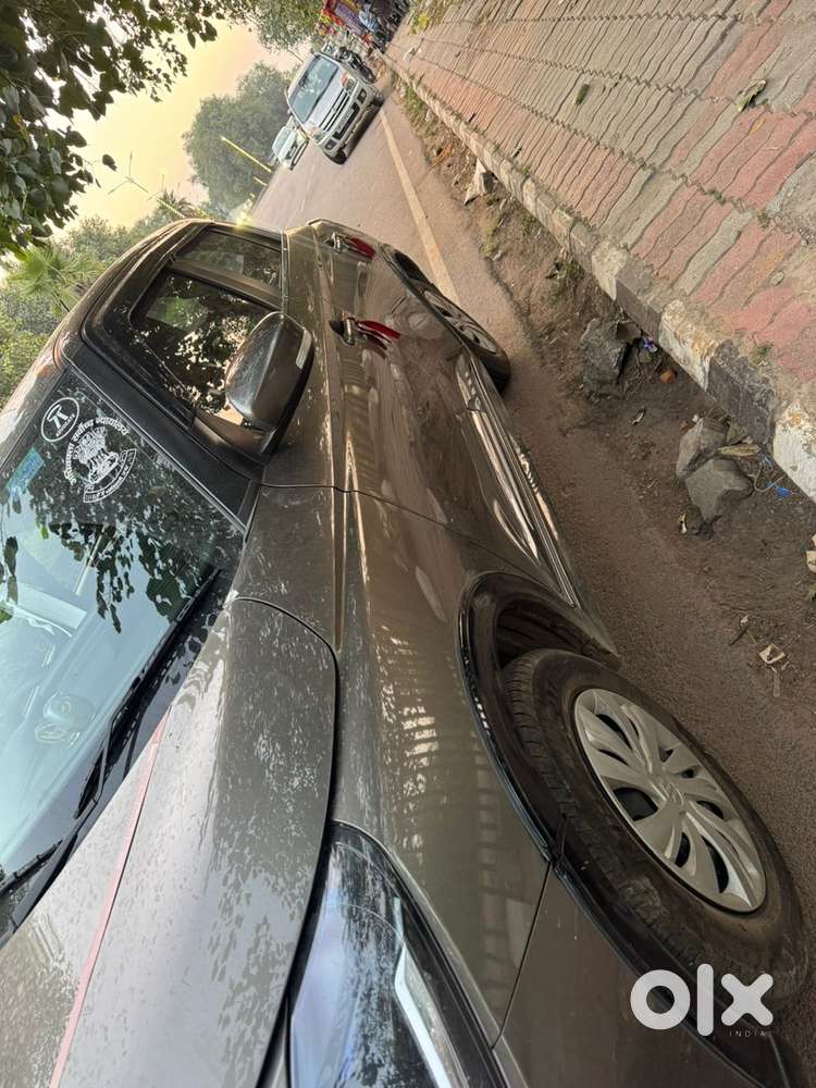 Swift Vxi Petrol 2025