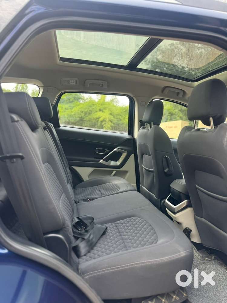 Tata Safari 2022 Xt+