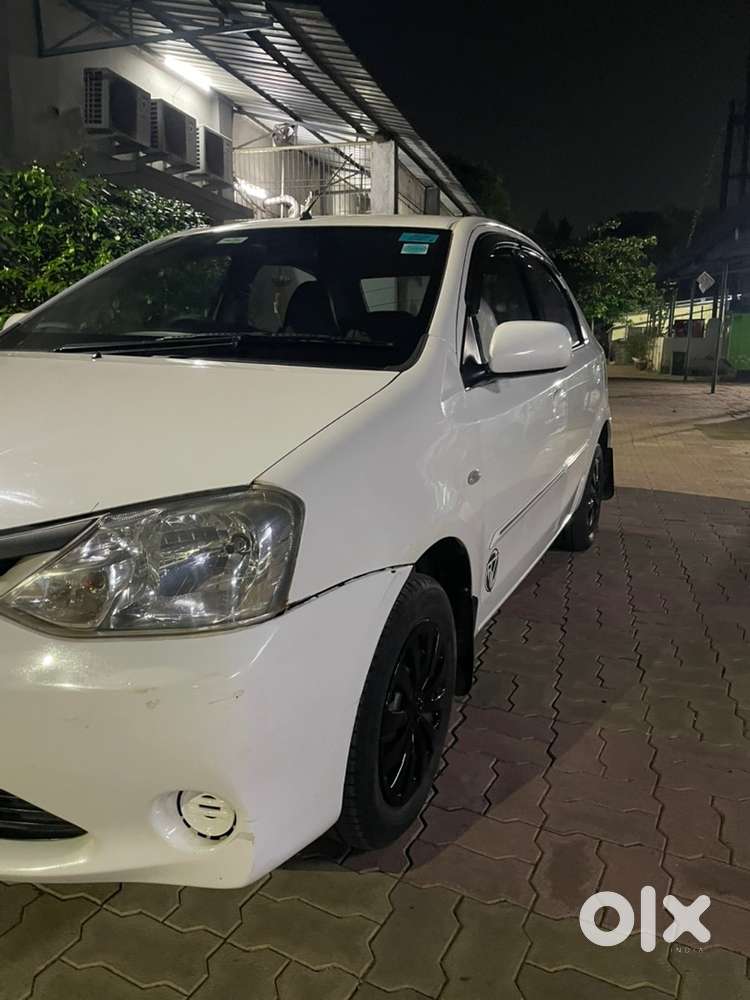Toyota Etios J Ps, 2011 Car