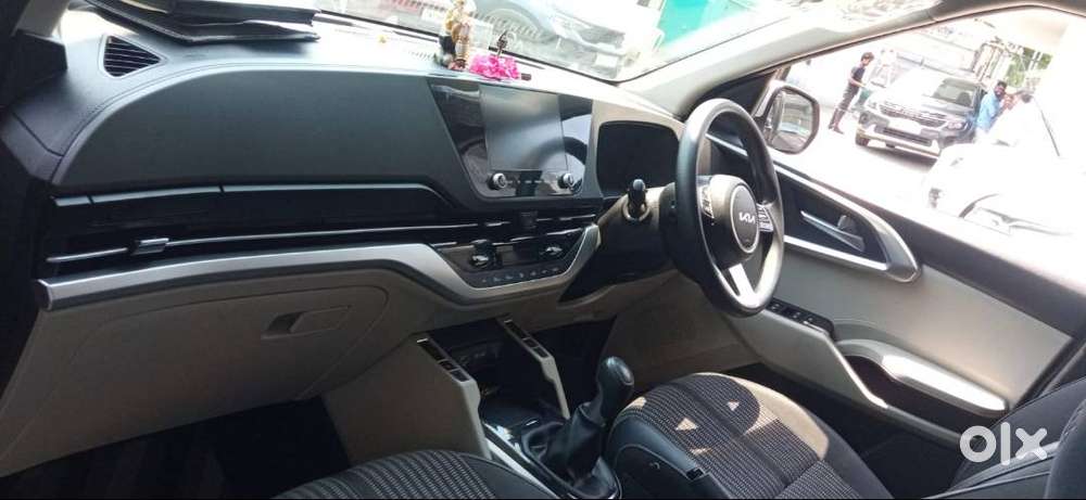 Kia Carens Prestige For Sale