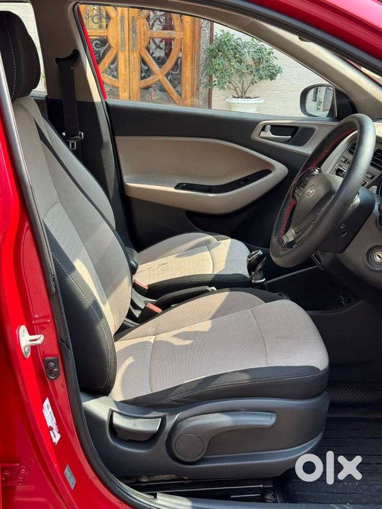 Hyundai I20 Sportz 1.4 Crdi 6 Speed Bs-iv, 2015, Diesel