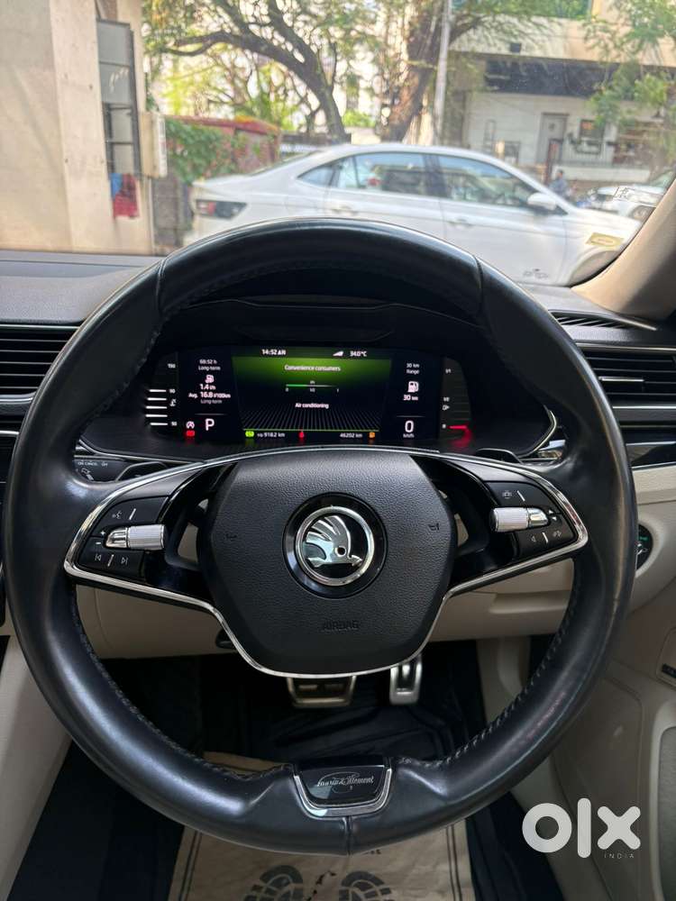 Skoda Superb 2.0 L&k Tsi At, 2022, Petrol