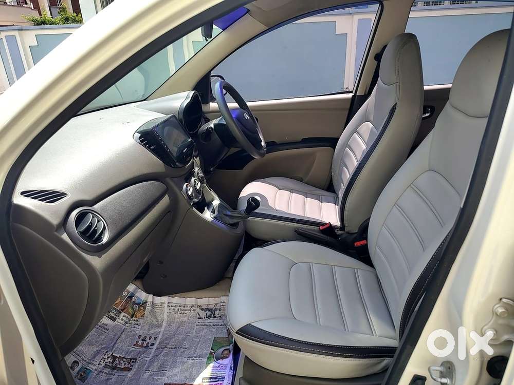 Hyundai I10 Sportz, 2016, Petrol