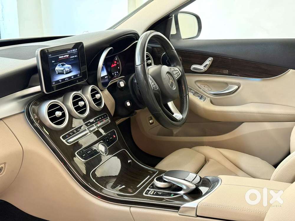 Mercedes-benz C-class [2014-2018] 2.0 C200 Avantgarde, 2017, Petrol