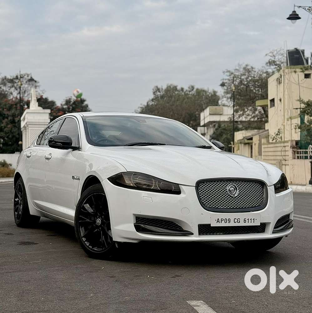 Jaguar Xf 2011 Diesel 82000 Km Driven