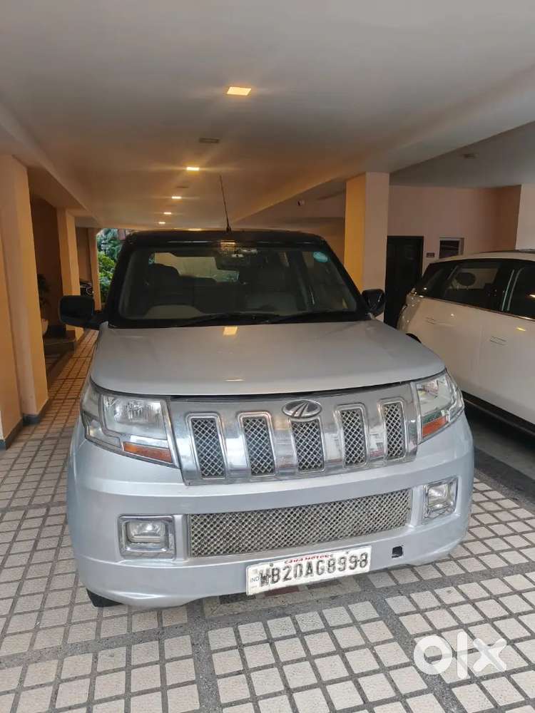 Mahindra Tuv 300 2016