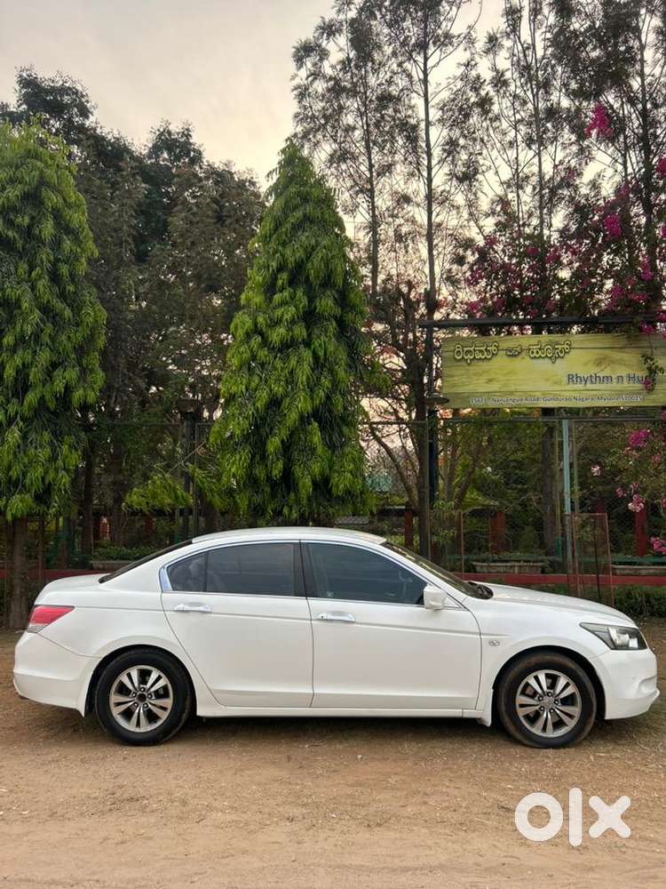 Honda Accord 2010 Petrol Well Maintained