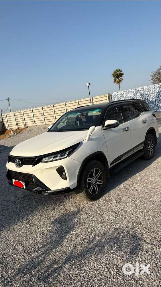 Toyota Fortuner 2018 Diesel 220000 Km Driven