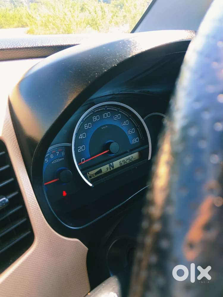 Maruti Suzuki Wagon R Vxi Amt1.2, 2017, Petrol
